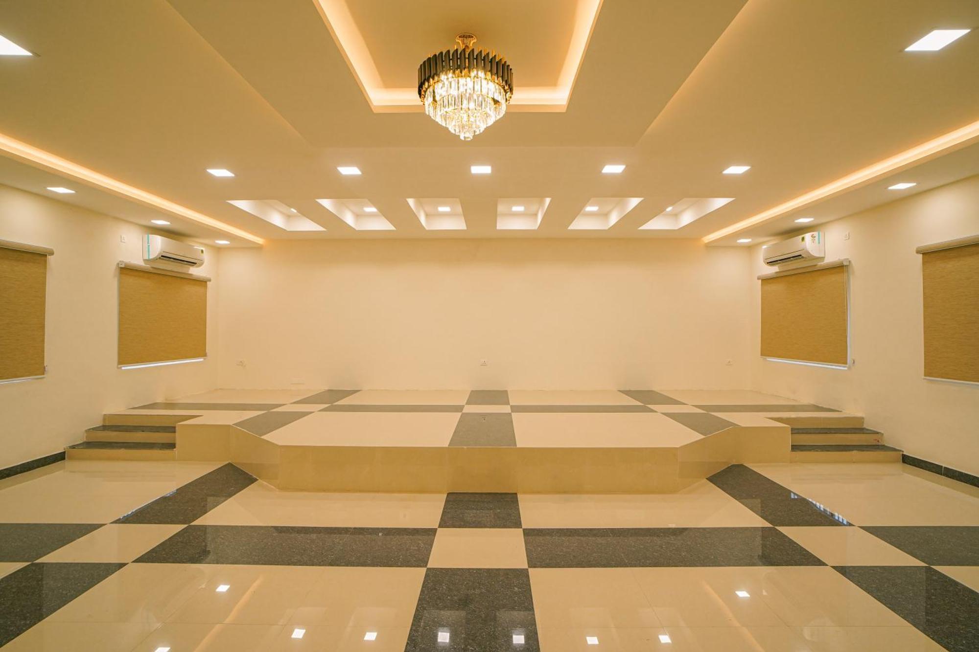 Tpc Camphor Hotel Tiruchirappalli Exterior photo