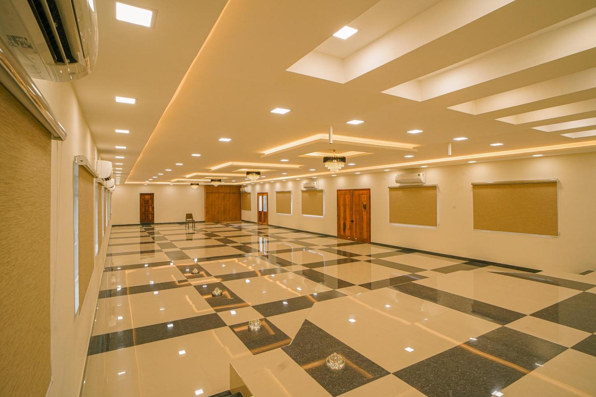 Tpc Camphor Hotel Tiruchirappalli Exterior photo